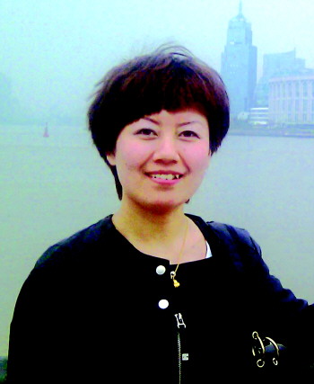 贫困家庭年收入_个人年收入100万(2)